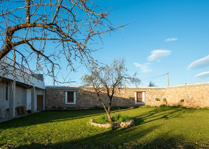 Apartamentos Turisticos Rurales Camino Rio Peralta
