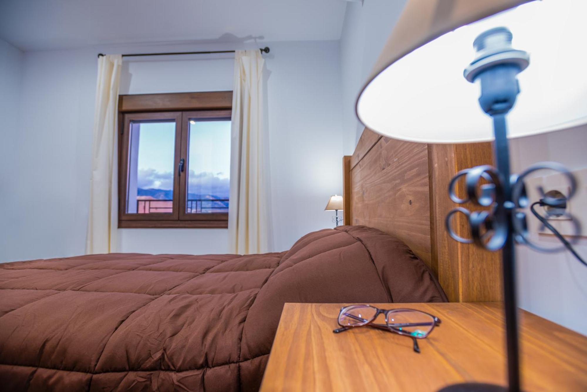 Apartamento Turisticos Rurales Camino Rio Peralta *